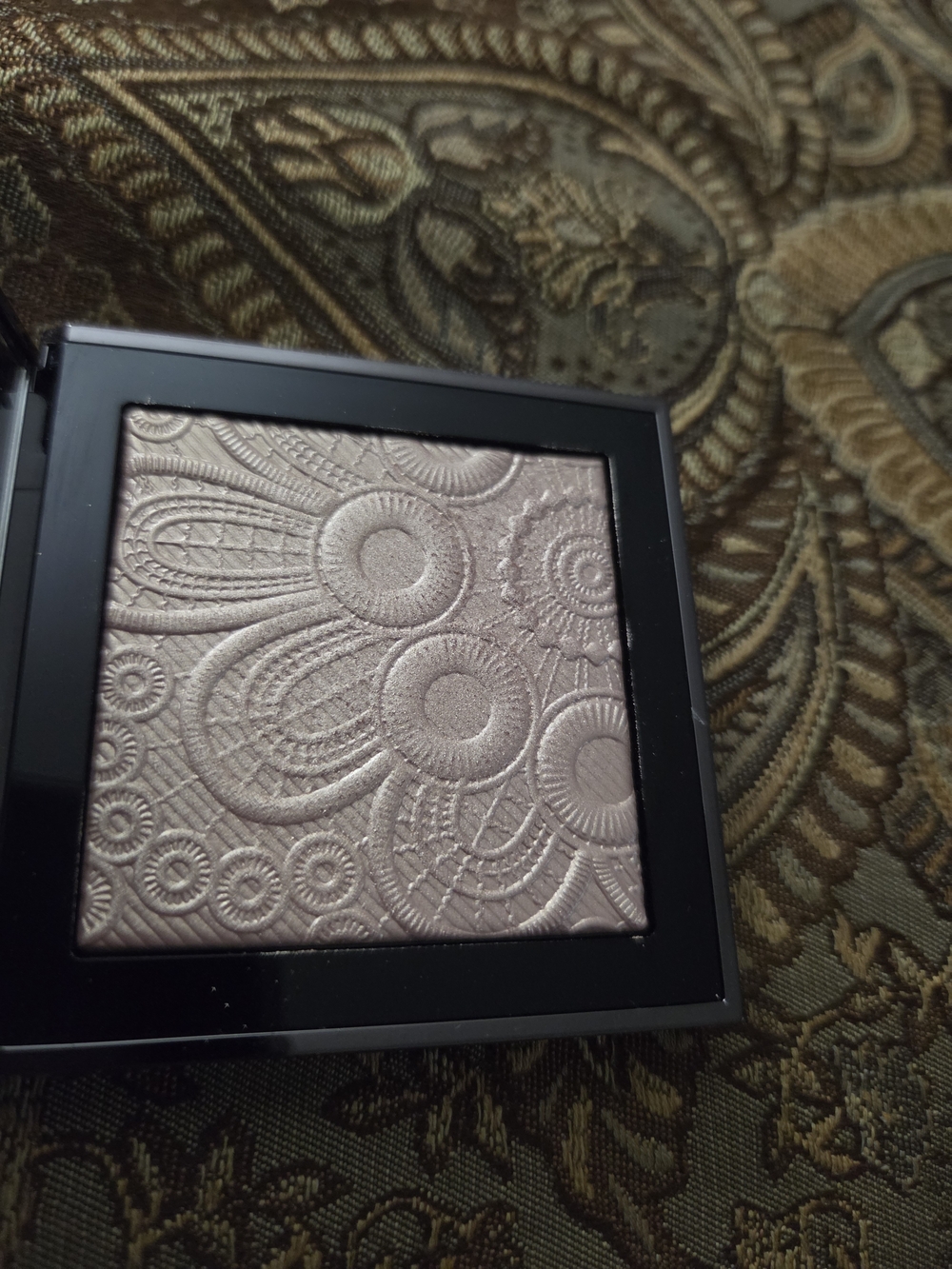 Burberry Highlight - Picture 3 of 4